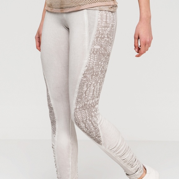 Angels Never Die Rouching Leggnings Beige 1 XS - Picture 2 of 4